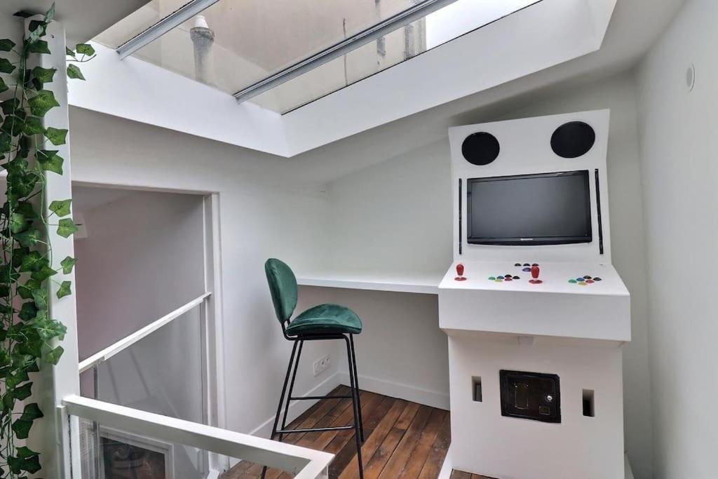 Unique Loft Apartment Located 15 Minutes From The Champs Elysees Saint-Ouen  Extérieur photo